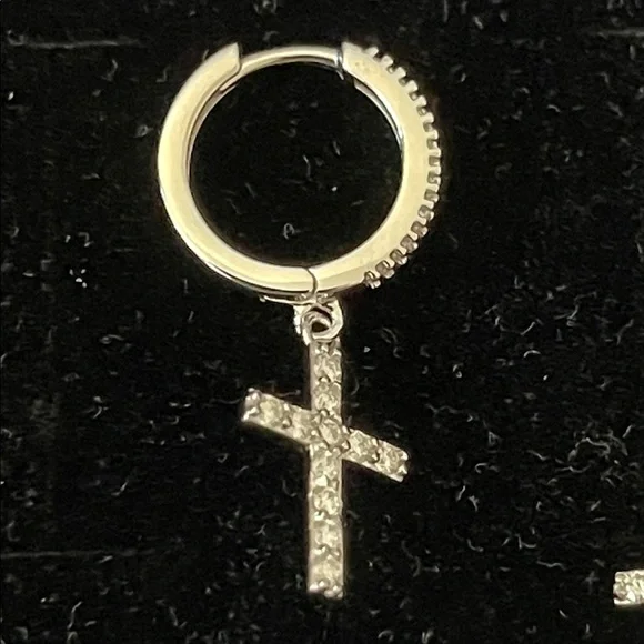 💎0.1Ctw Moissanite Jesus Cross Hoop Round Earrings GRA Certificate - Picture 5 of 11